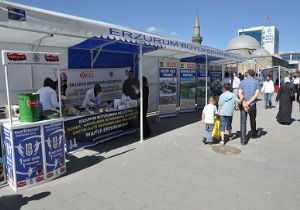 Büyükşehir stant açtı